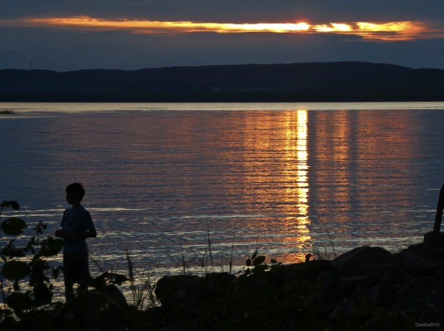 Même rive, même soir