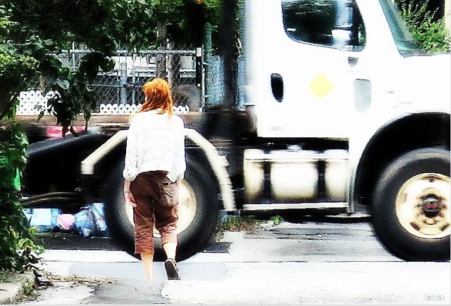 AU BOUT DE LA RUELLE - Hier, Mile-End, Montréal